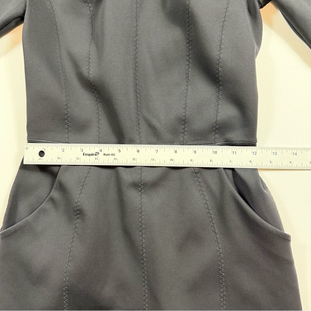 lululemon Black Structured Scuba Neoprene Dress Back Zip Pockets Size 2-4 (est) - Picture 7 of 9